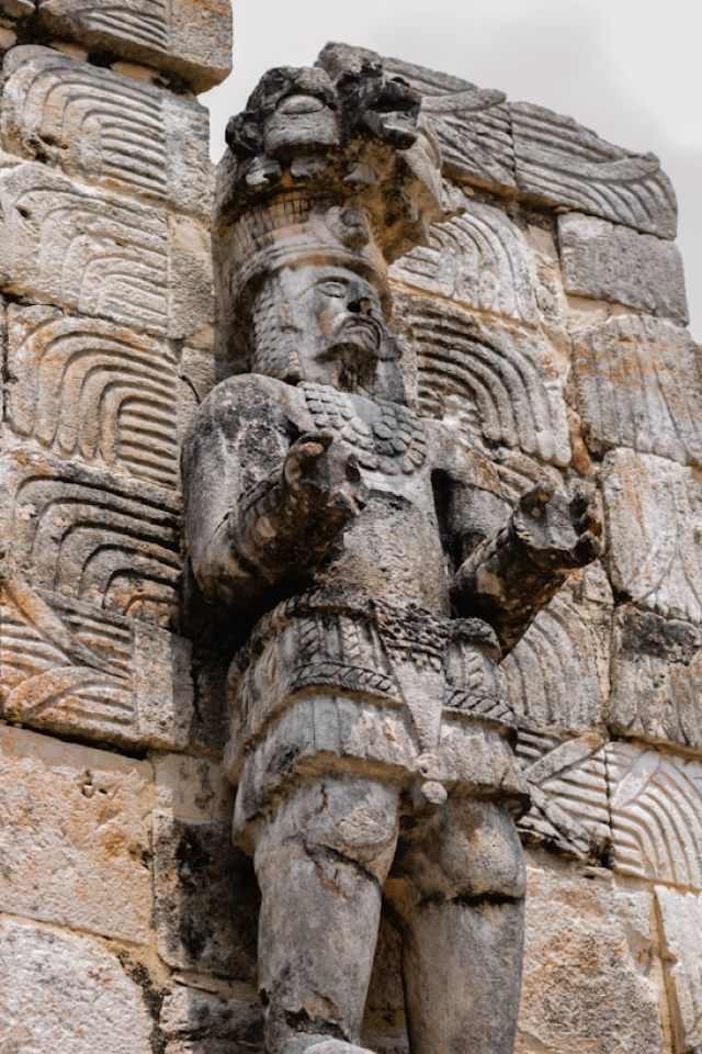 estatua maya